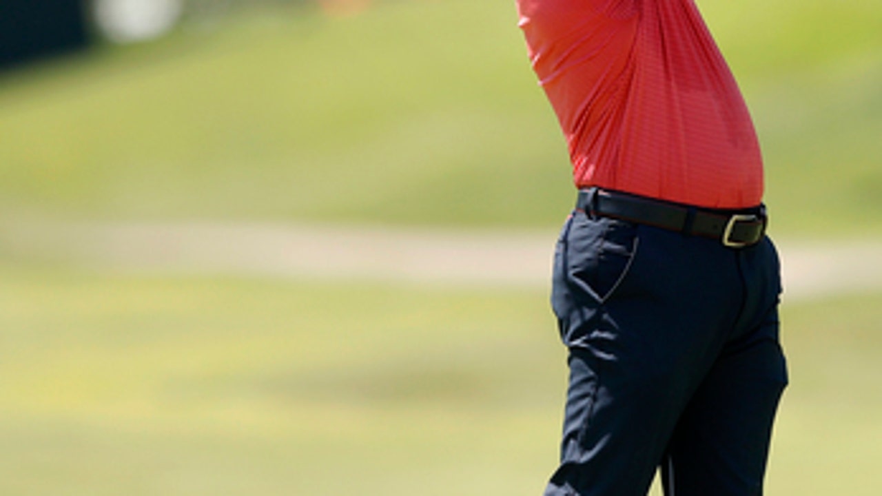 Langer surges to tie for lead at 6-under in Iowa